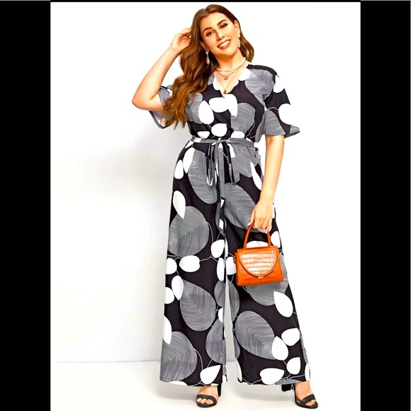 Wide leg jumpsuit